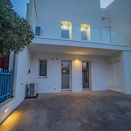 Itaca, A Casuzze Apartment